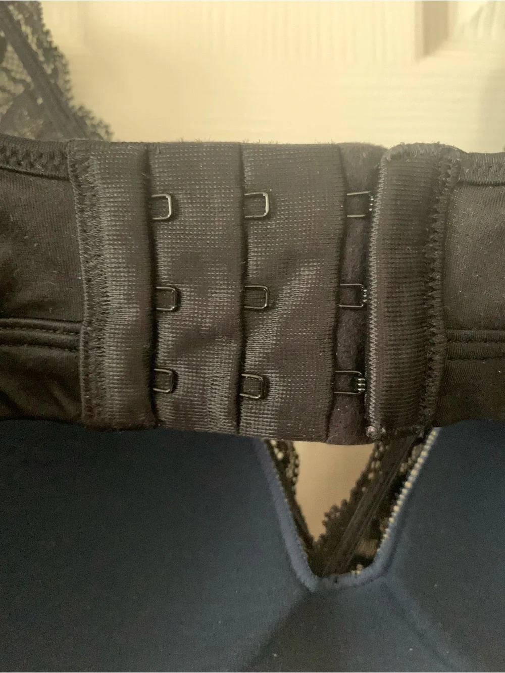Maidenform Bra: Soft Dark Navy Cups with Black Lace, XL